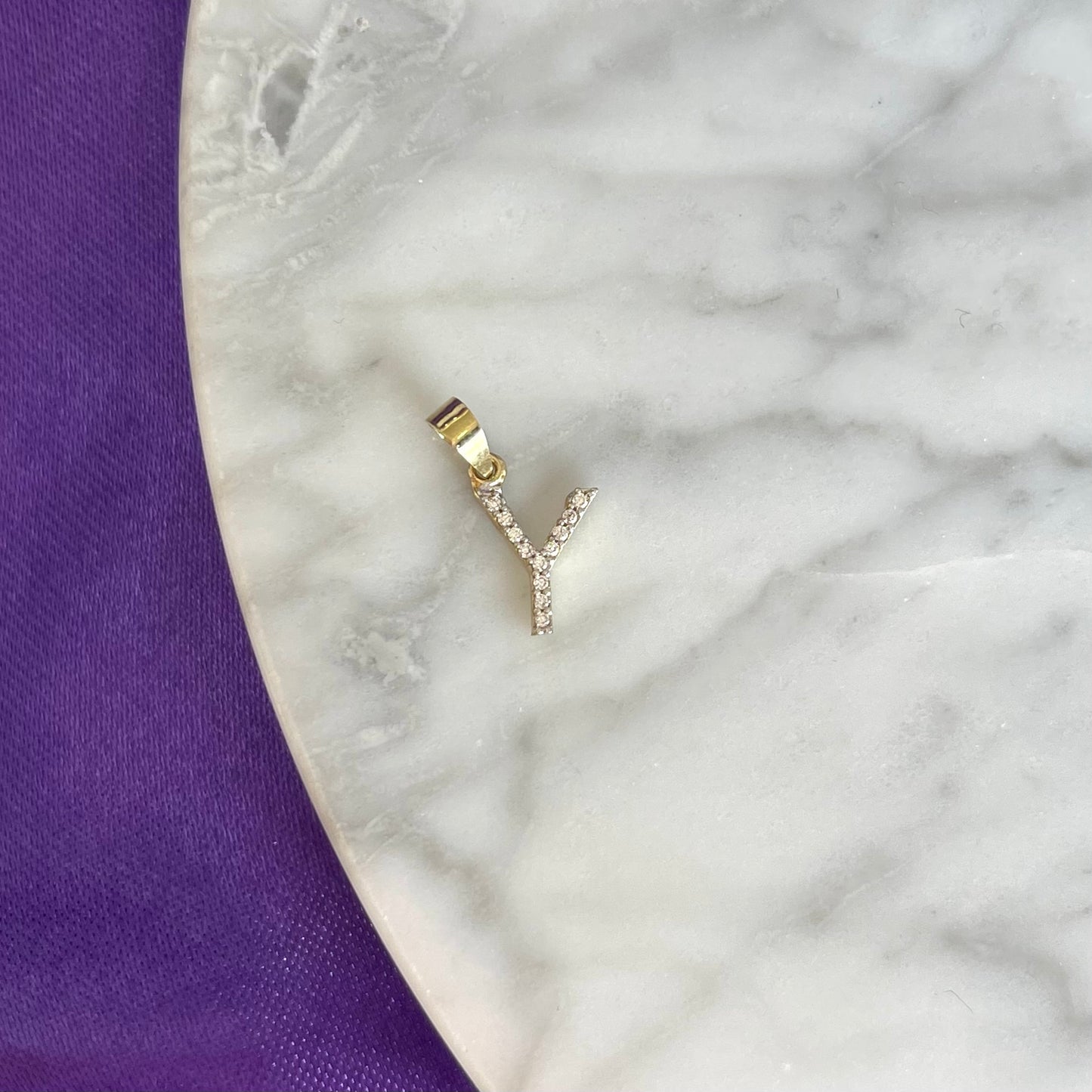 Dije Inicial "Y" Med Oro 10k