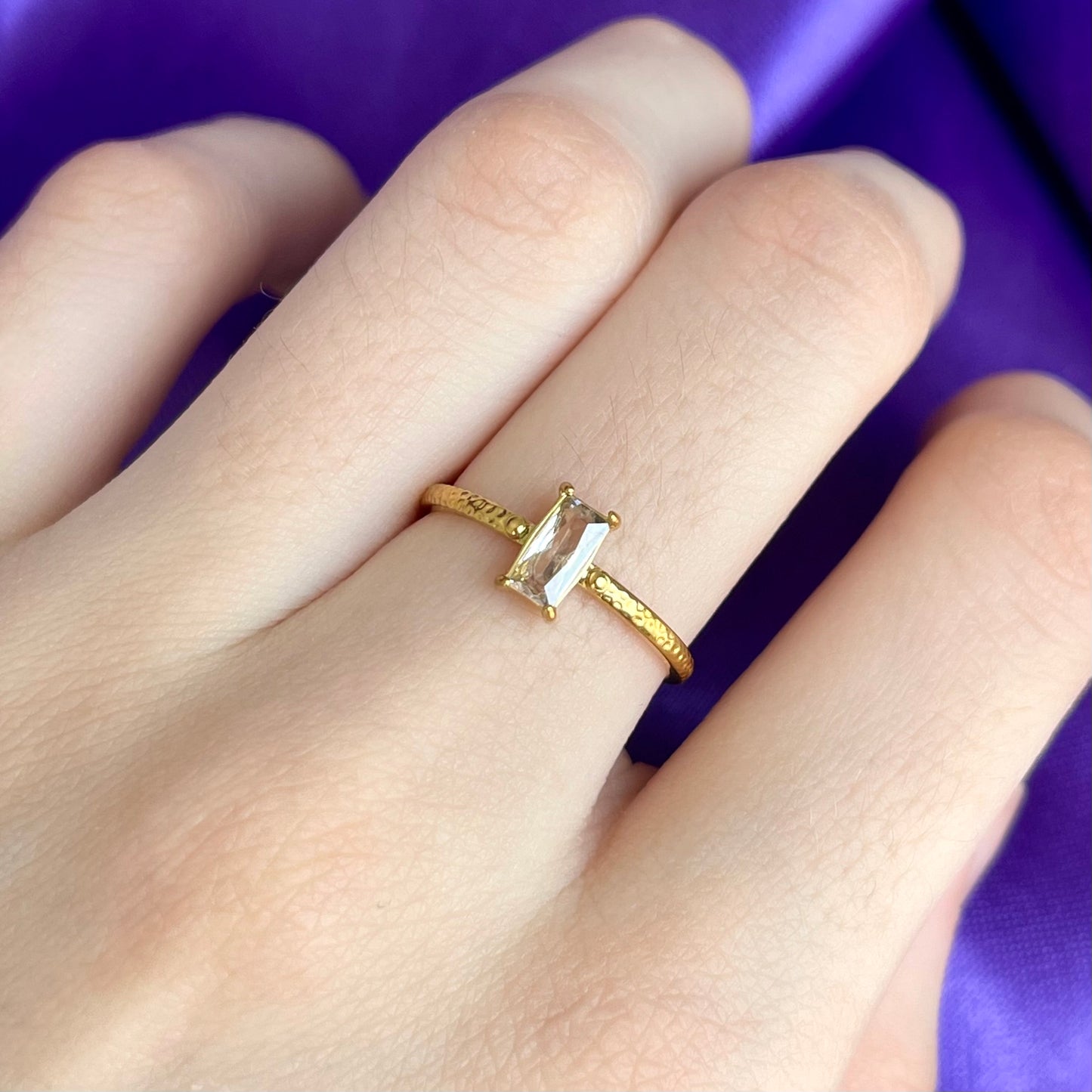 Anillo Corte Esmeralda