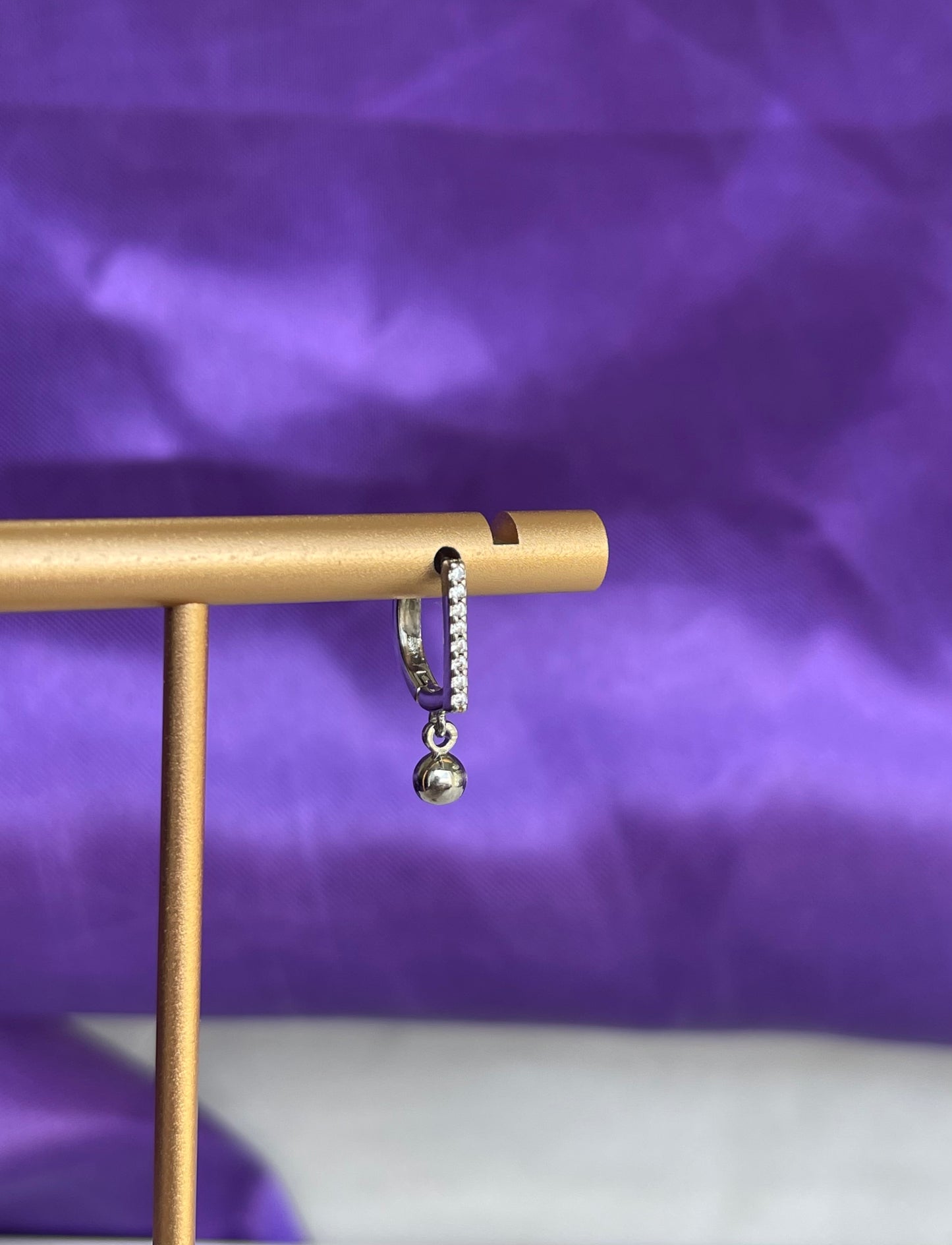 Hoop "D" Sparkly con Bolita