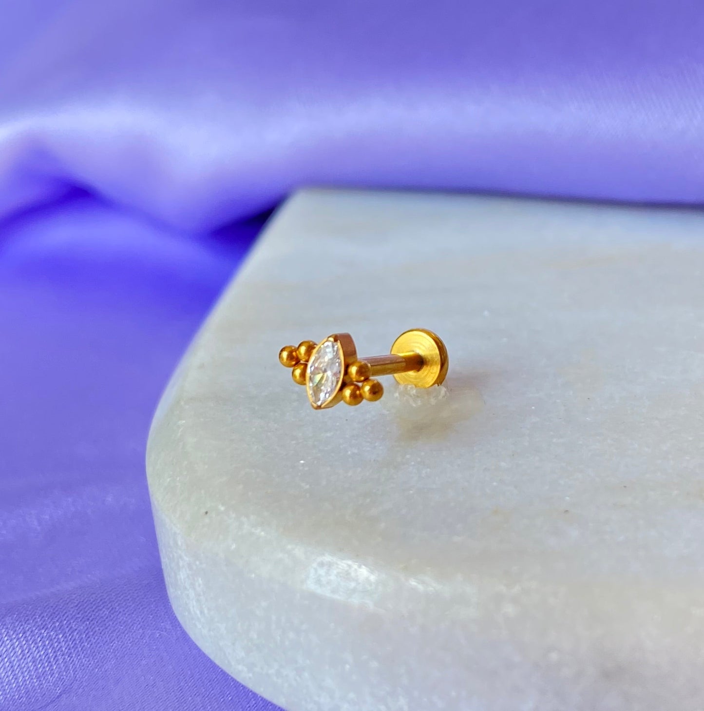 Rombo 3 Bolitas Dorado Titanio Diseño