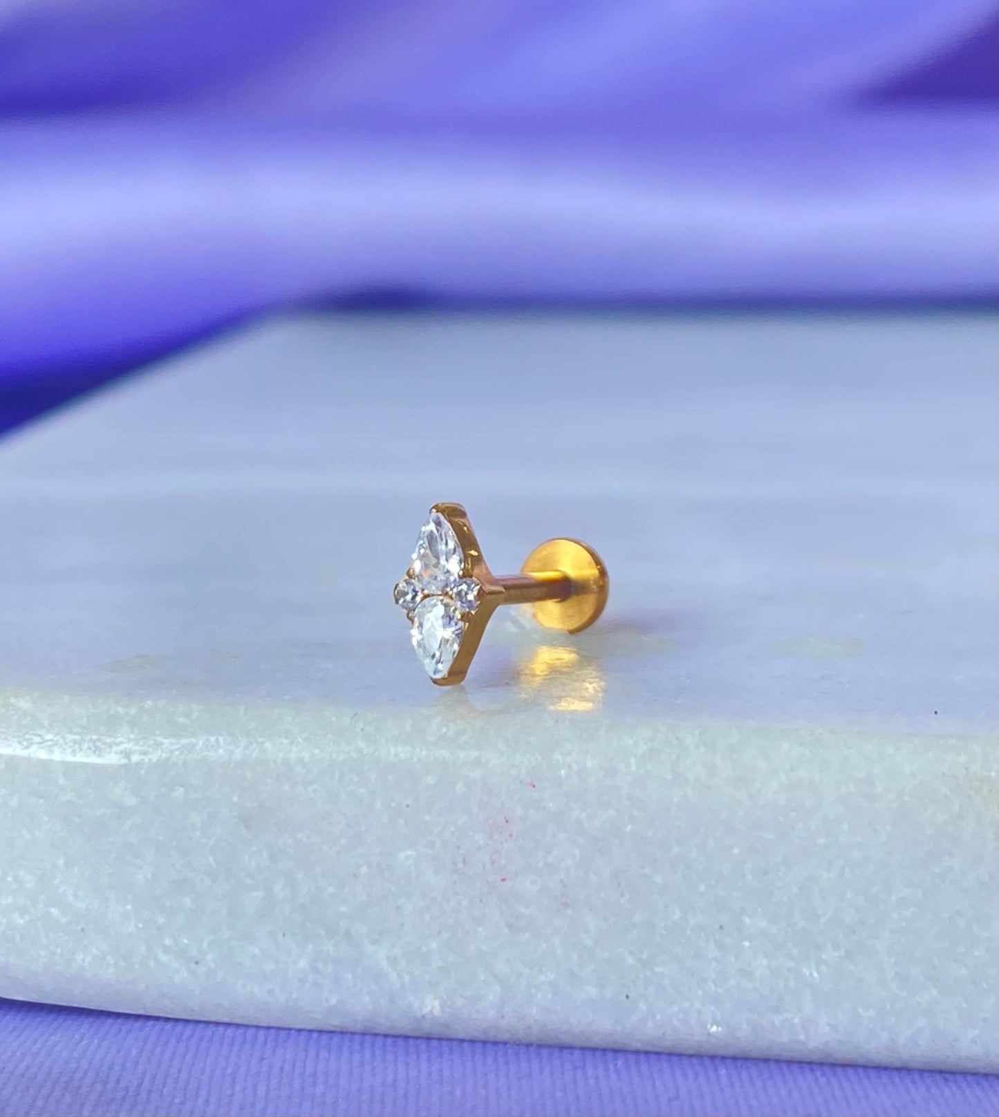 Rombo Grande Dorado Titanio Diseño