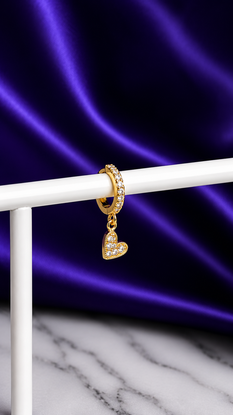 Hoop con Corazón Brillos Chapa de Oro 22k