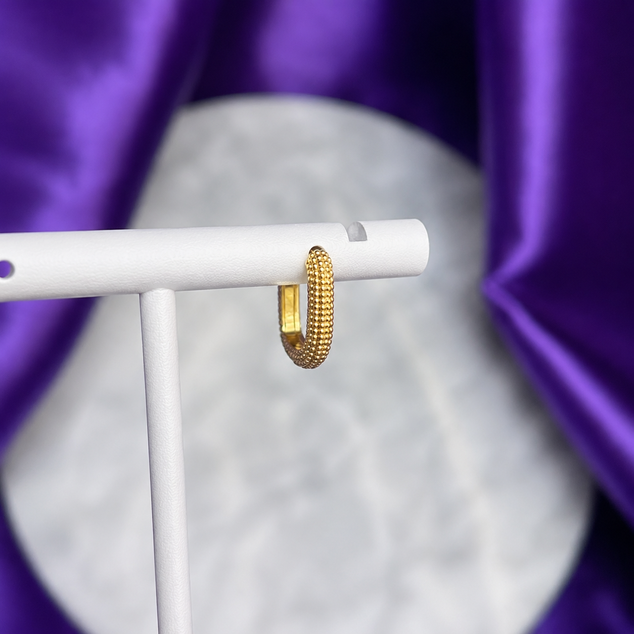 Hoop Cubo Chapa de Oro 22k
