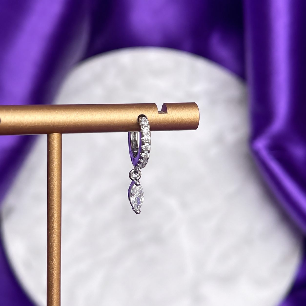 Hoop Gota Brillosa Chapa de Rodio 22k