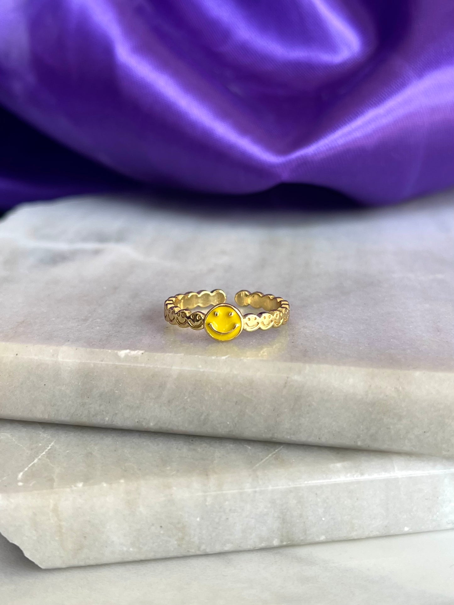 Anillo Smiley Amarillo