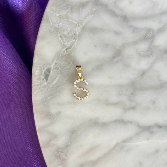 Dije Inicial "S" Med Oro 10k