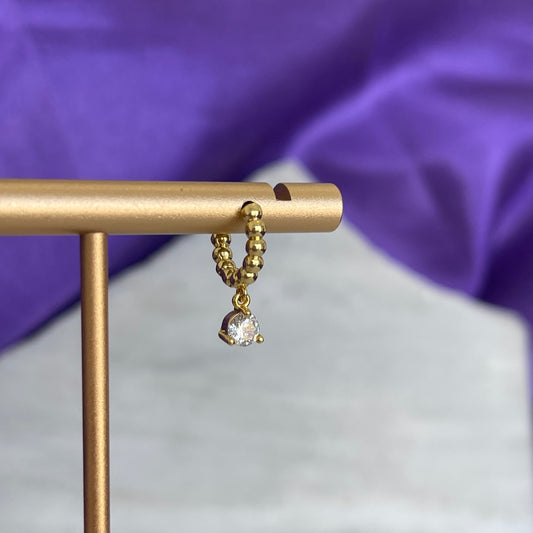 Hoop Bolitas con Zirconia Colgante