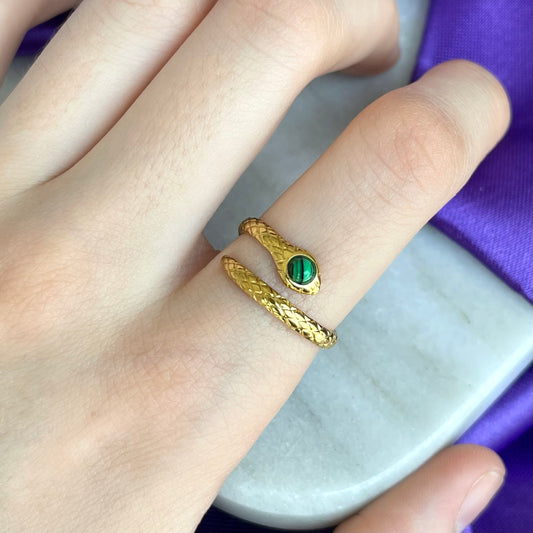 Anillo Serpiente Ojo Verde