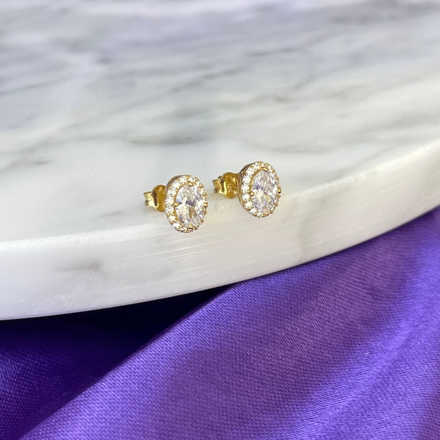 Broqueles Oval Sparkle Oro 10k