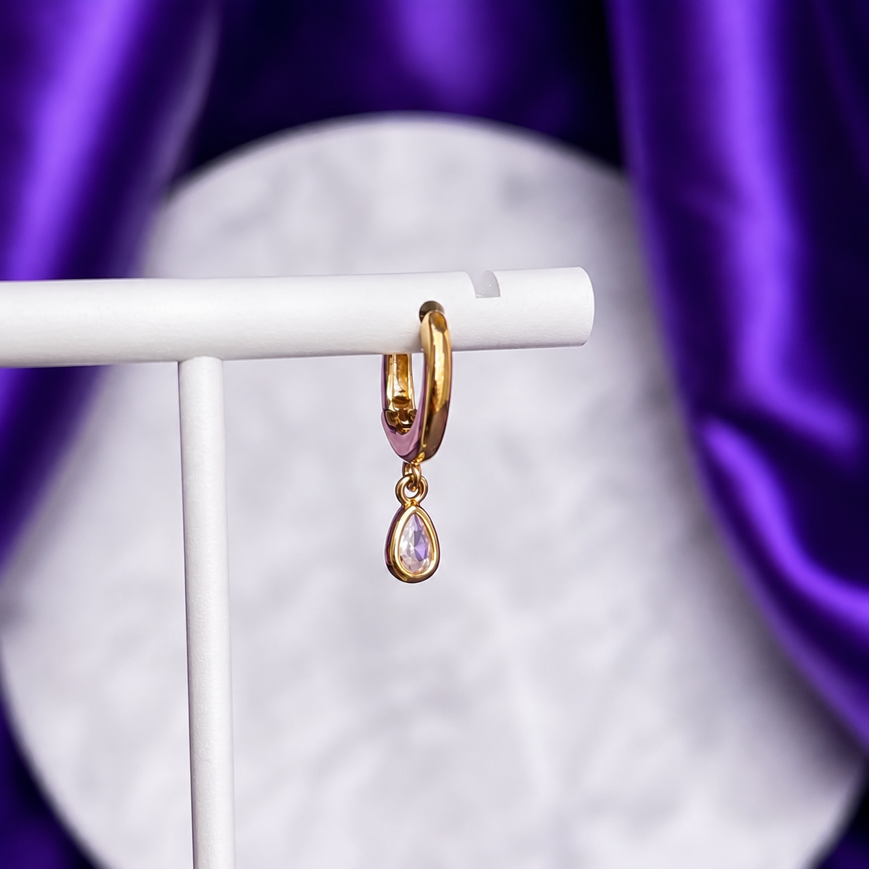 Hoop Gota Brillosa Colgante Chapa de Oro 22k