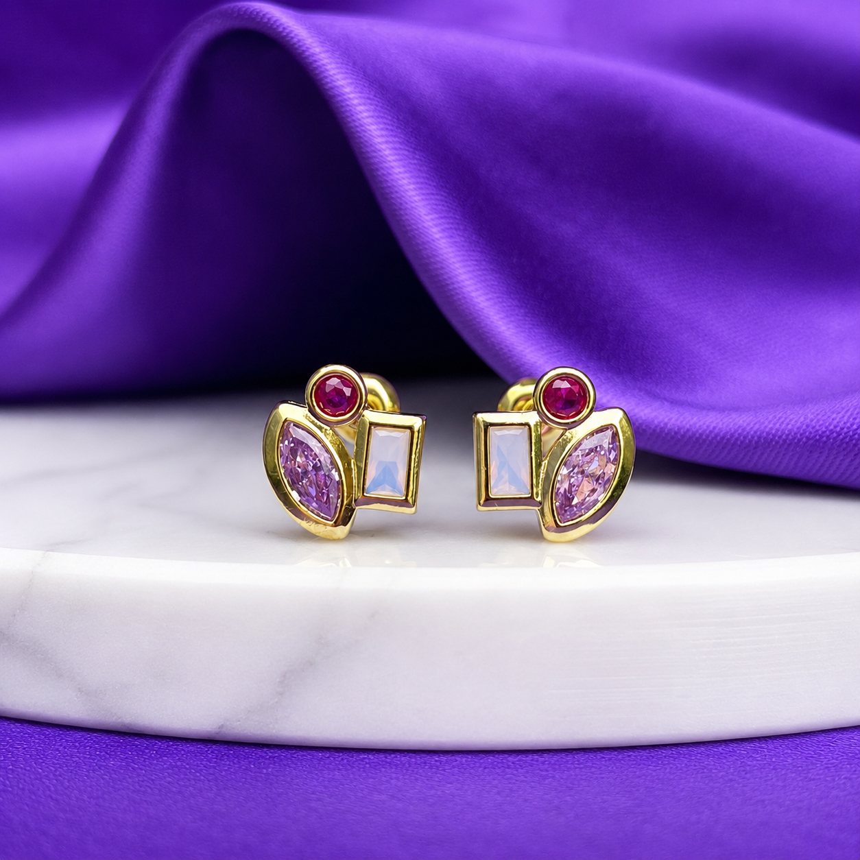 Broquel Gemas Rosadas Chapa de Oro 22k