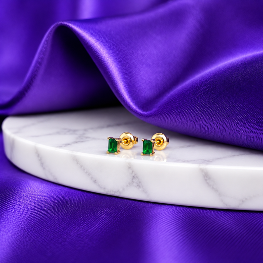 Broquel Rectángulo Mini Esmeralda Chapa de Oro 22k