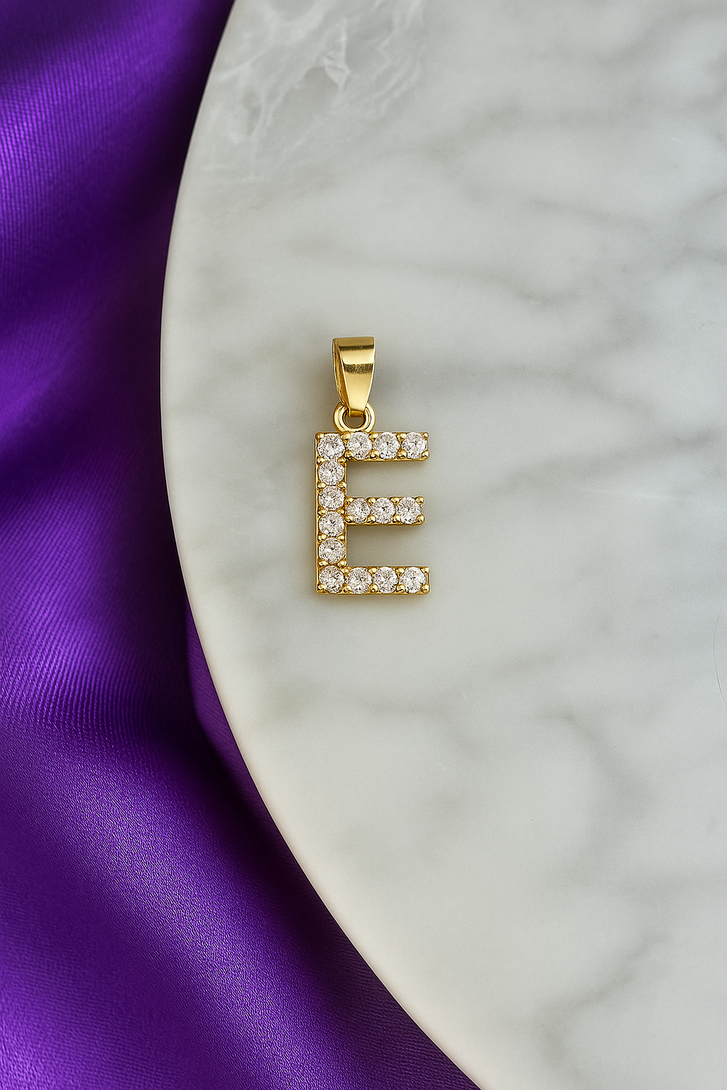 Dije Inicial "E" Med Oro 10k